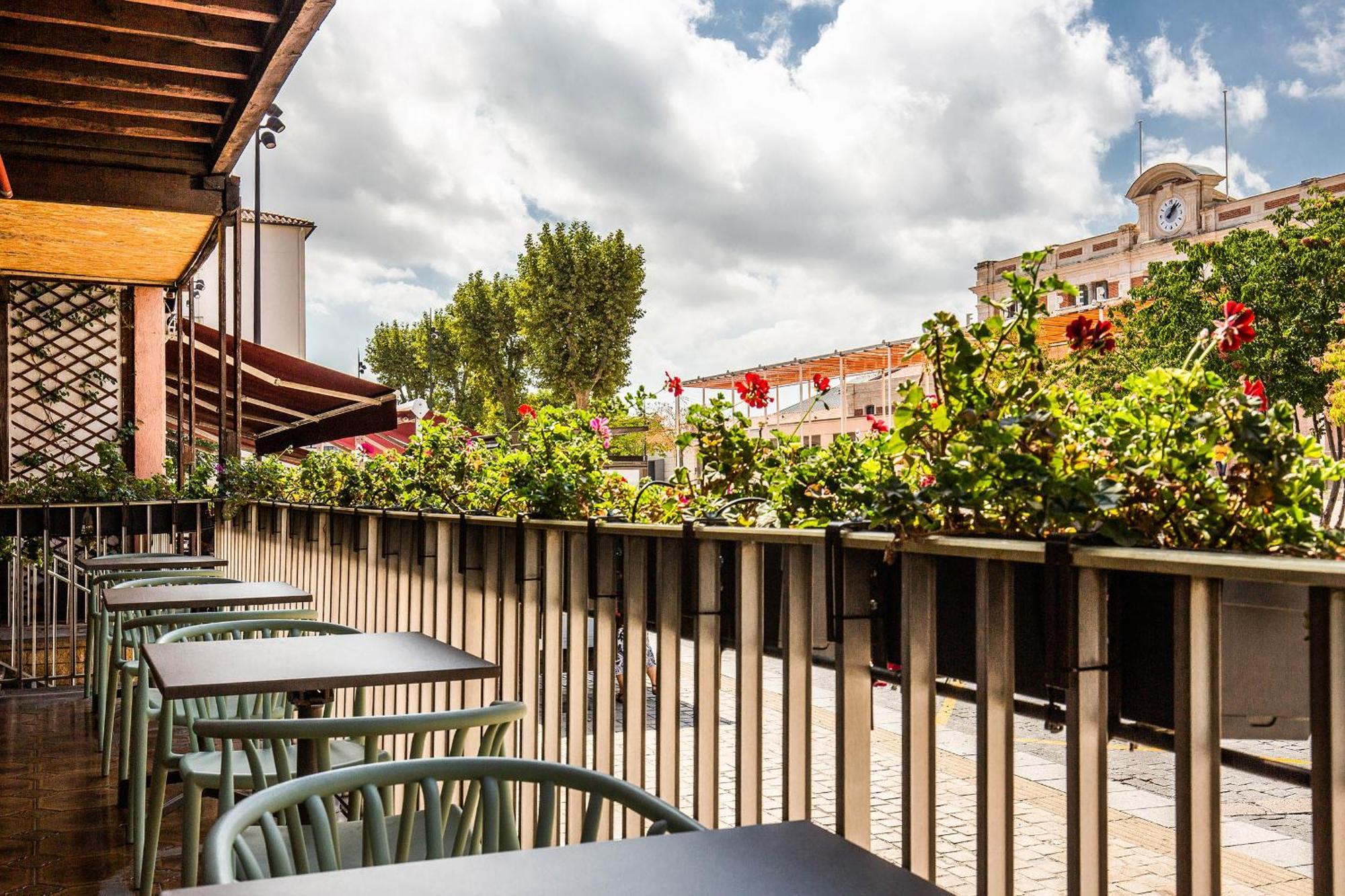 Hostel Pb - Perpignan Gare Esterno foto